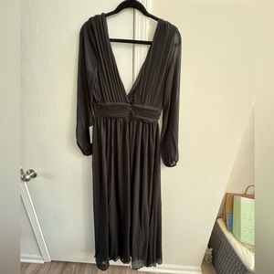 New with Tags Nordstrom Longsleeve Deep V Flowy Black Dress